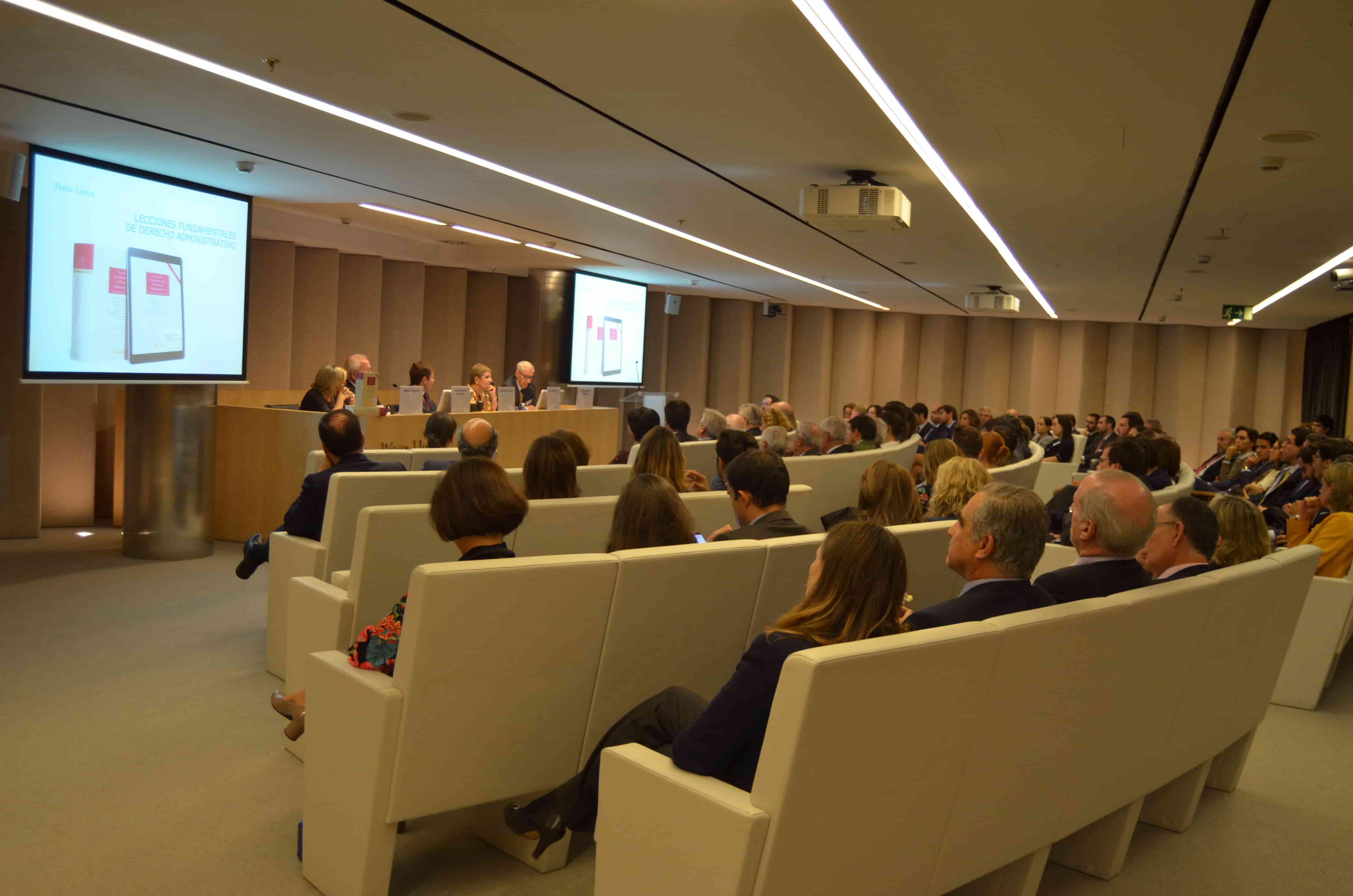 Lecciones Fundamental de Derecho Administrativo-min