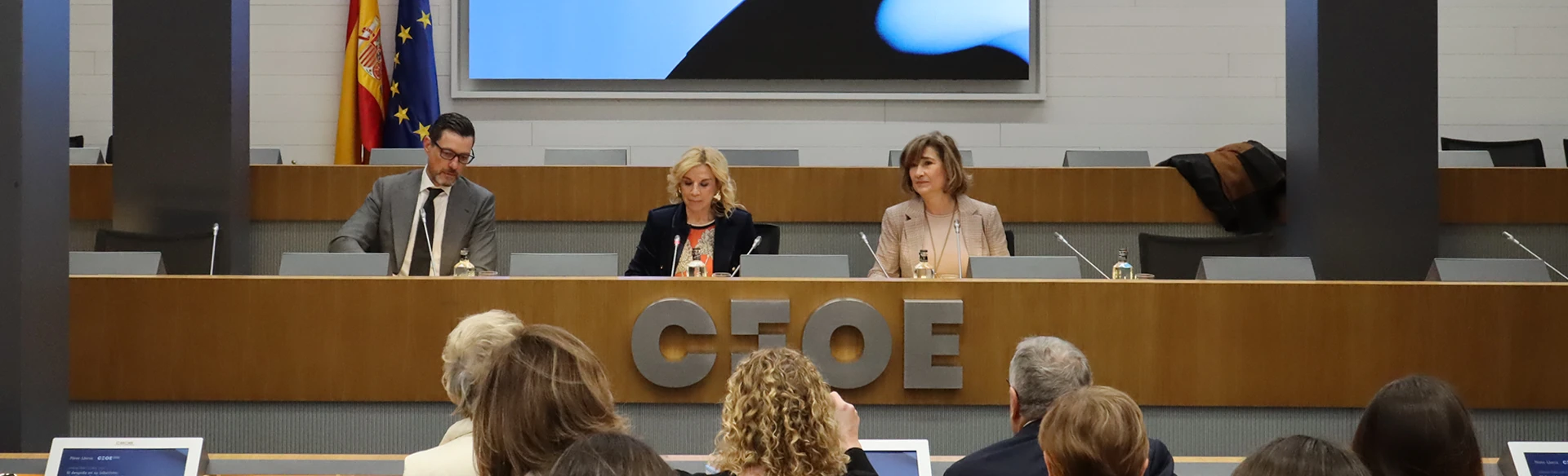 Pérez-Llorca y CEOE debaten acerca de las novedades y tendencias para 2025 en materia de despido 1
