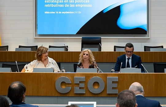 Pérez-Llorca y CEOE analizan las novedades normativas y los principales retos de las empresas en materia retributiva
